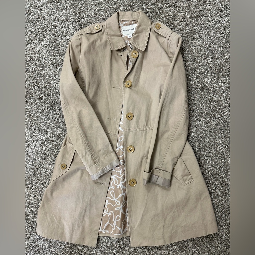 Banana Republic Women’s Trench Coat